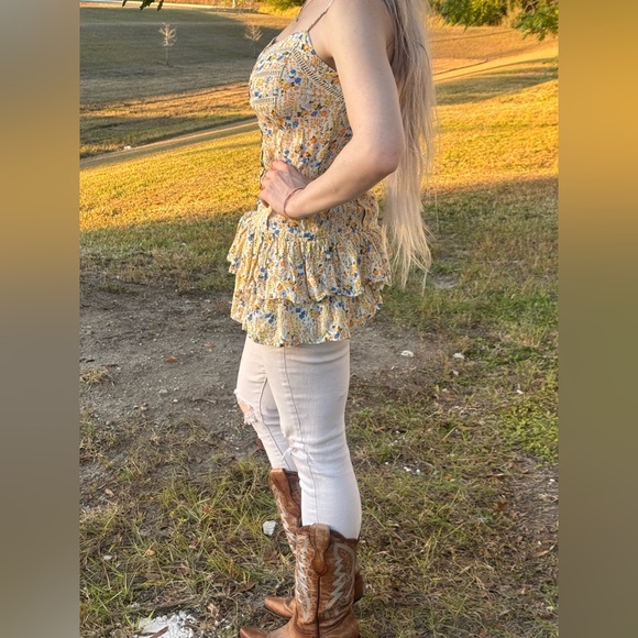 Floral Ruffle Yellow Top - Picture 3 of 6